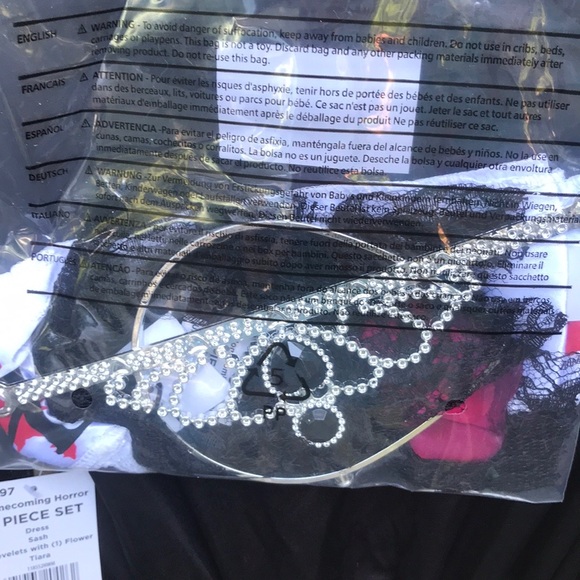 NWT Homecoming Horror 4 pc Zombie Costume L 10-12 - Picture 2 of 16